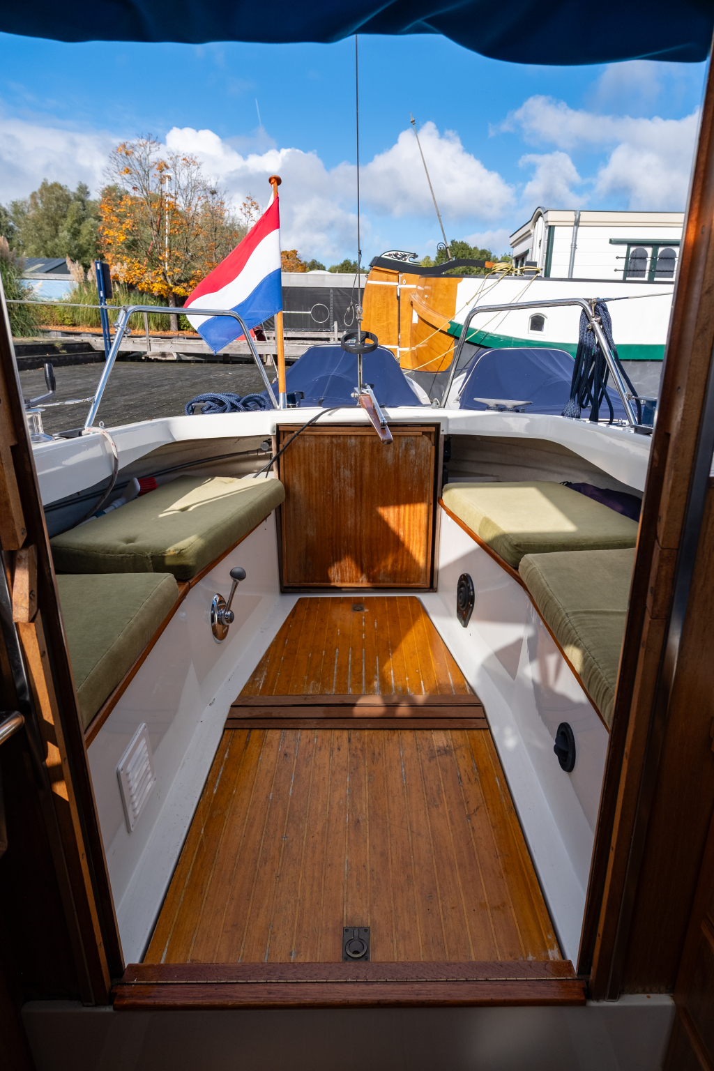 LM 28 — foto 18 van 32