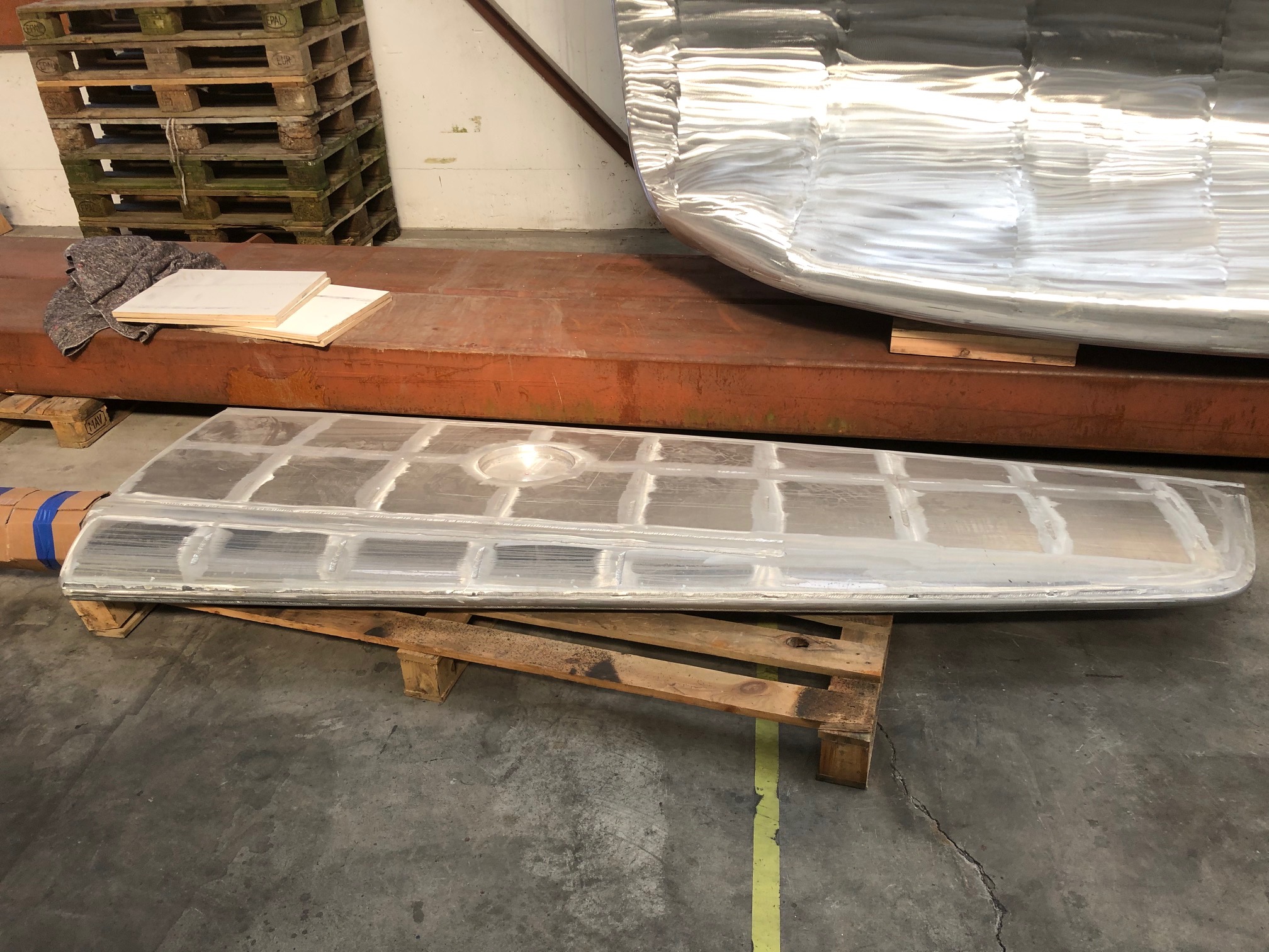 Hoek Design PC 77 - 77ft - Aluminium Hull for sale — foto 10 van 10