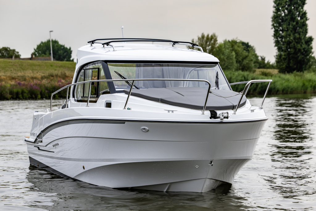 Beneteau Antares 8 | 250PK Honda | Weekender — foto 4 van 22