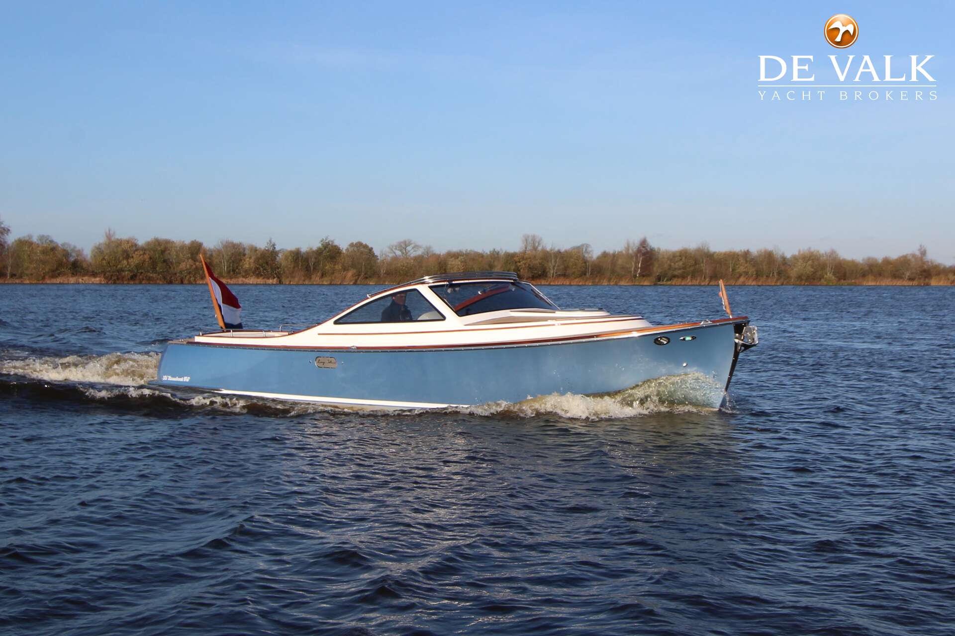 Long Island 33 Runabout