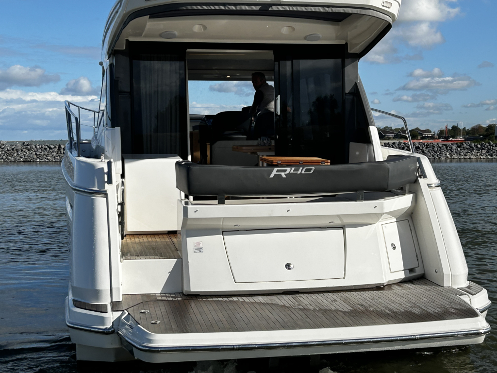 Bavaria Motor Boats R40 Coupé — foto 12 van 51