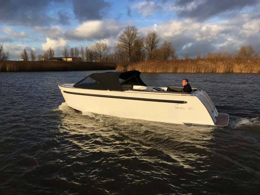 Maxima 730i | Diesel tender | Vanaf €43.950,- — foto 9 van 16