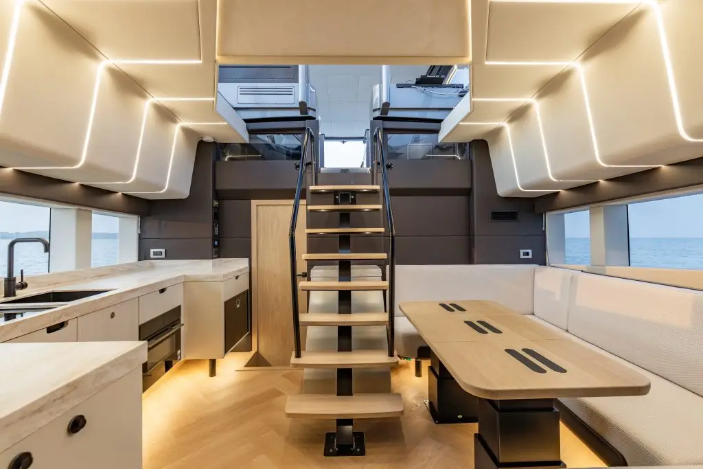 Journal Steeler Yachts’ Bronson 65 arrives on the Côte d’Azur — foto 5 van 10
