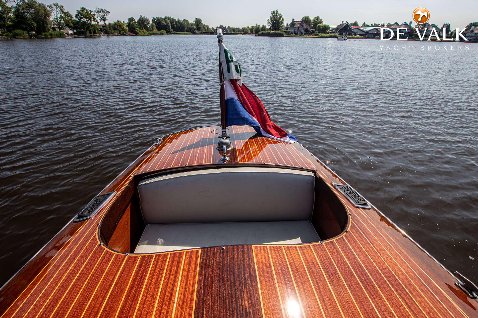 Hacker-Craft Triple Cockpit Runabout — foto 28 van 33