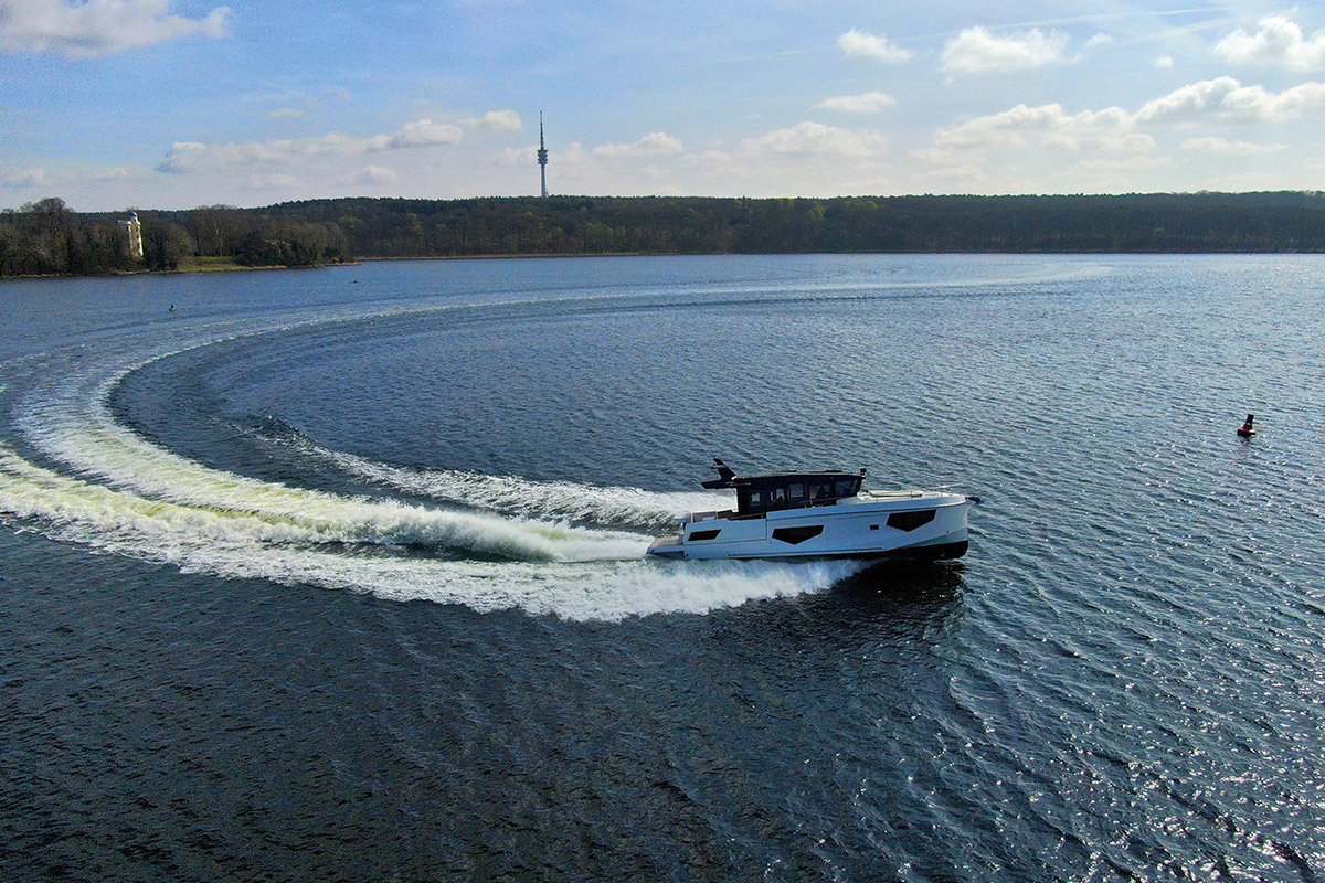 Cobra Yachts Gran Maestro 43 — foto 5 van 12