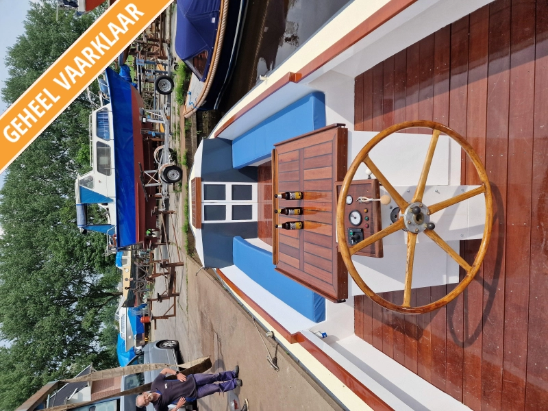 Onbekend rondvaartboot — foto 8 van 12