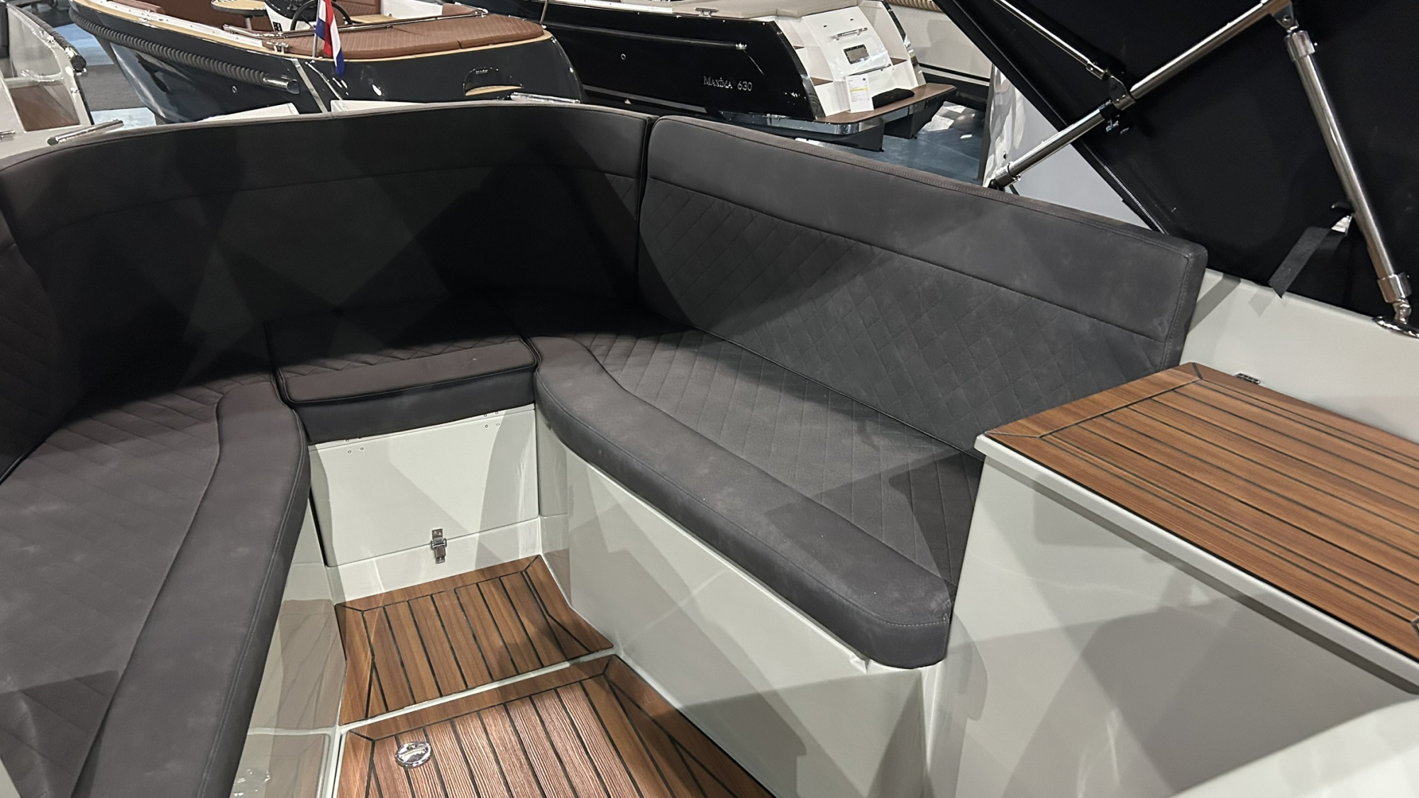 Maxima Boats 640 in agaatgrijs op voorraad — foto 5 van 13