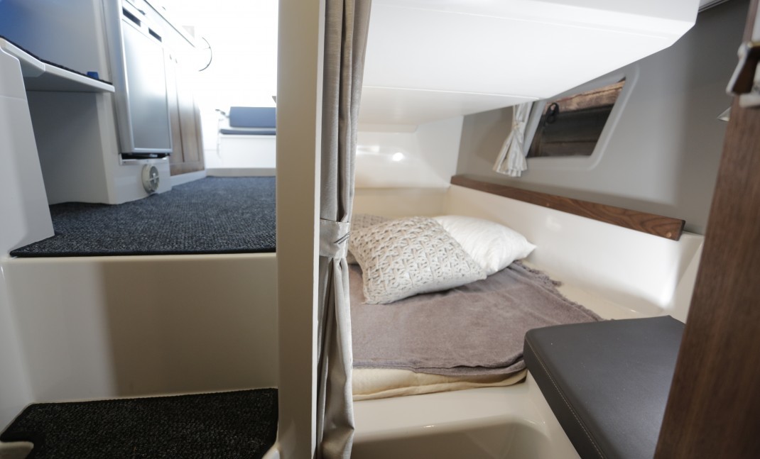 Finnmaster pilot 8 met 2x 200 pk Yamaha motoren  — foto 32 van 45