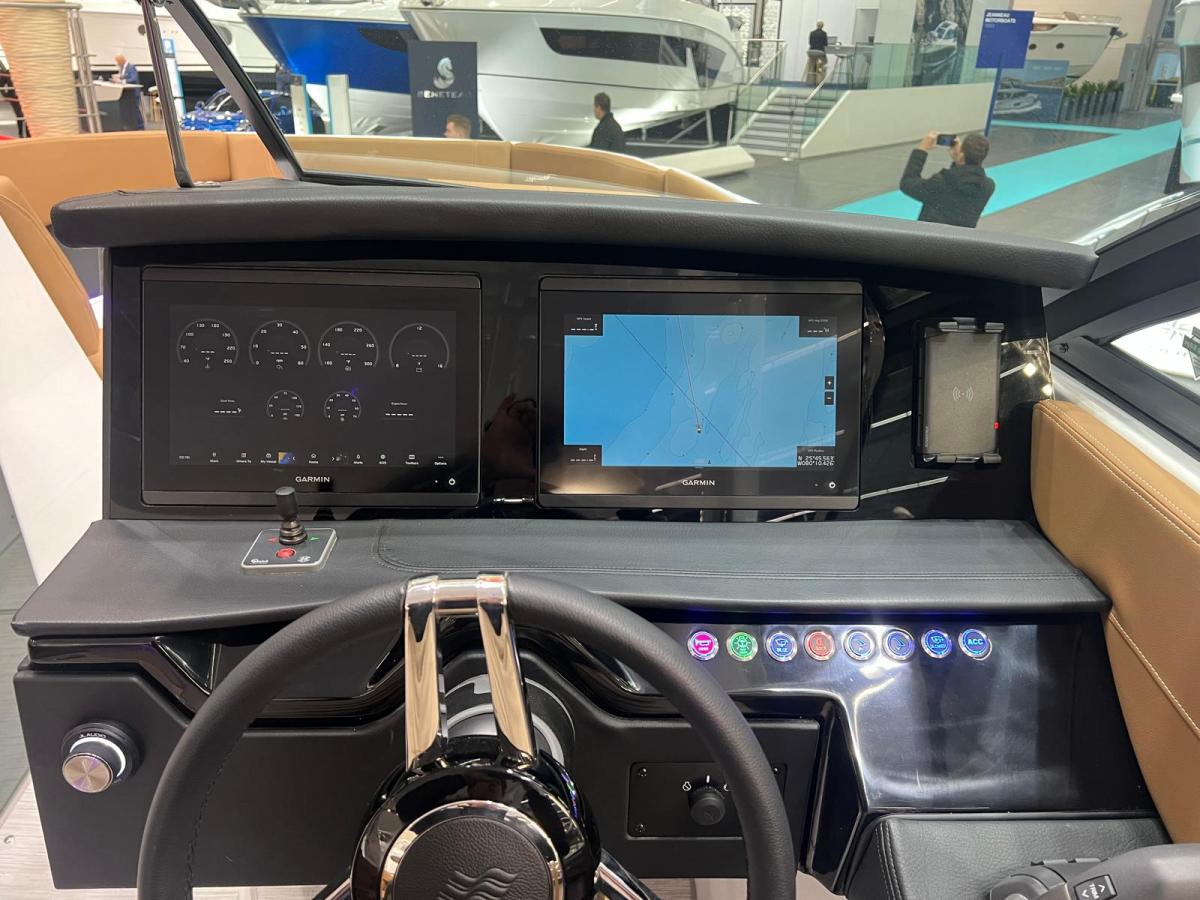 Four Winns H9 Bowrider — foto 10 van 33