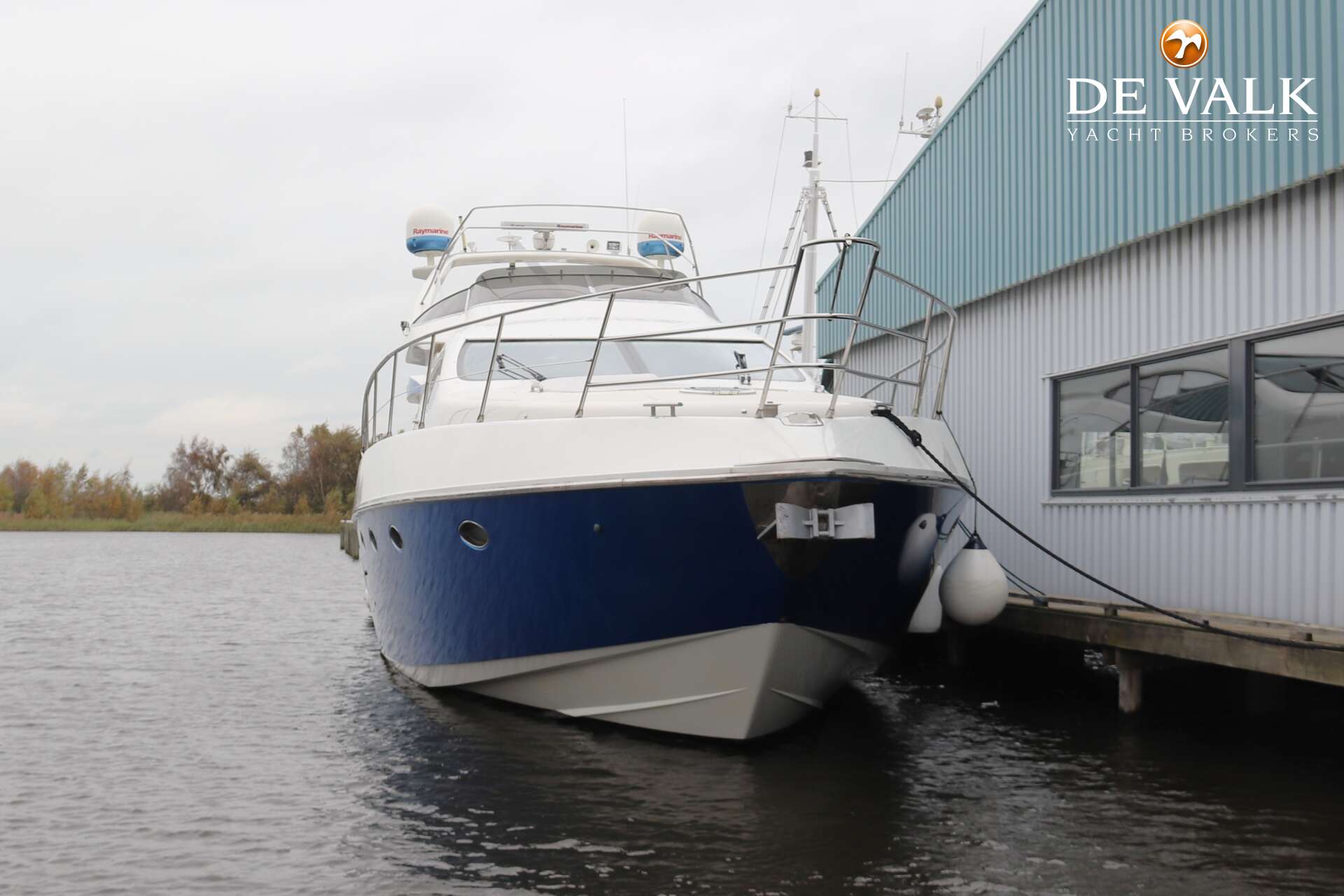 Azimut 68 Plus — foto 13 van 41
