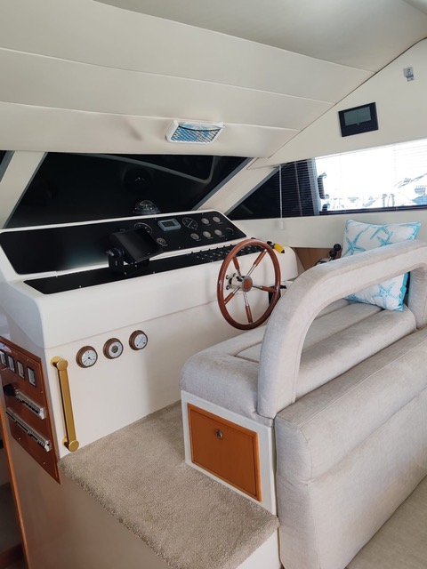 Enterprise Marine Sunquest 38 - BluYachting — foto 5 van 12
