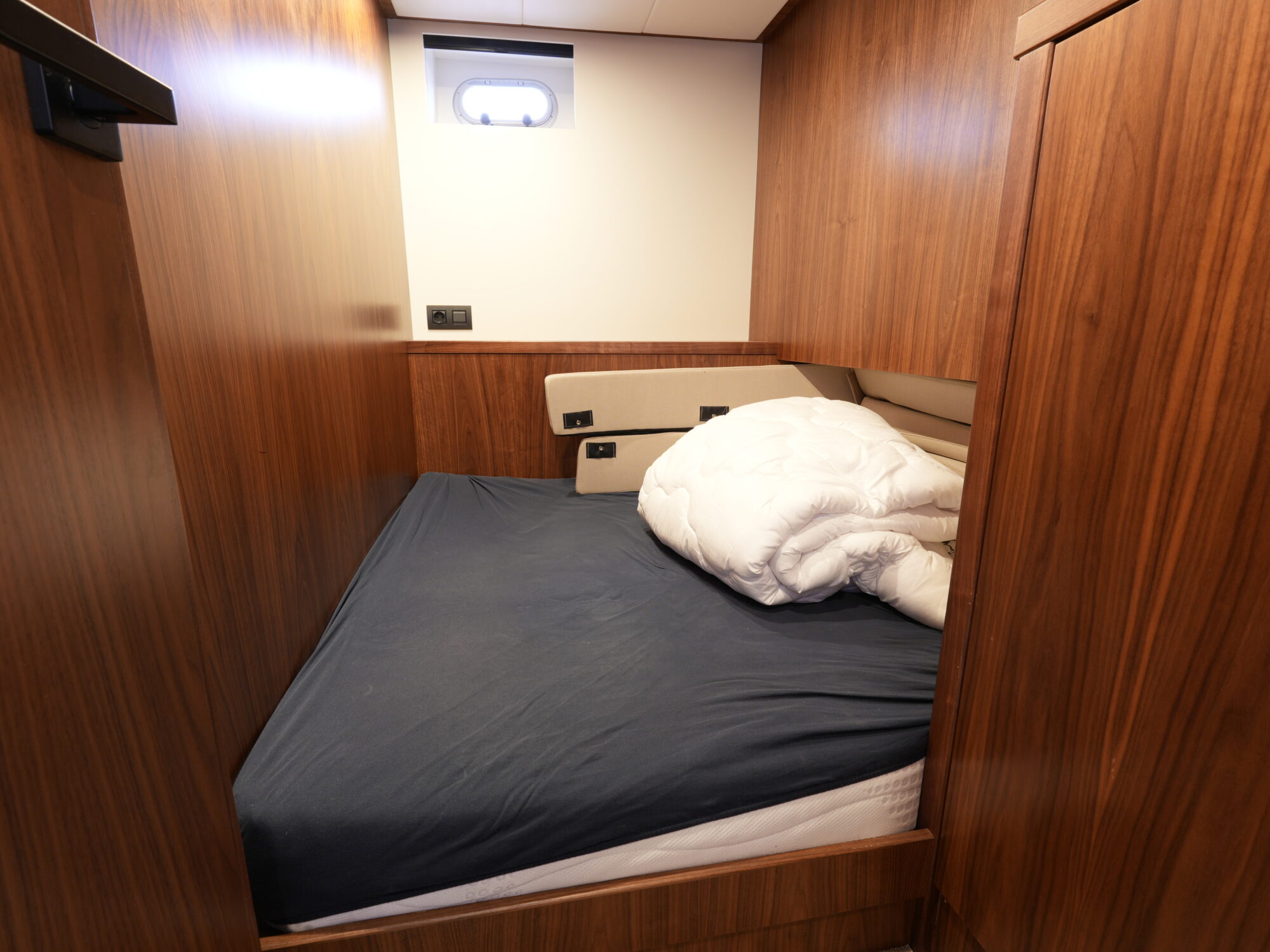 Van den Hoven Executive 15.00 MK II — foto 67 van 70