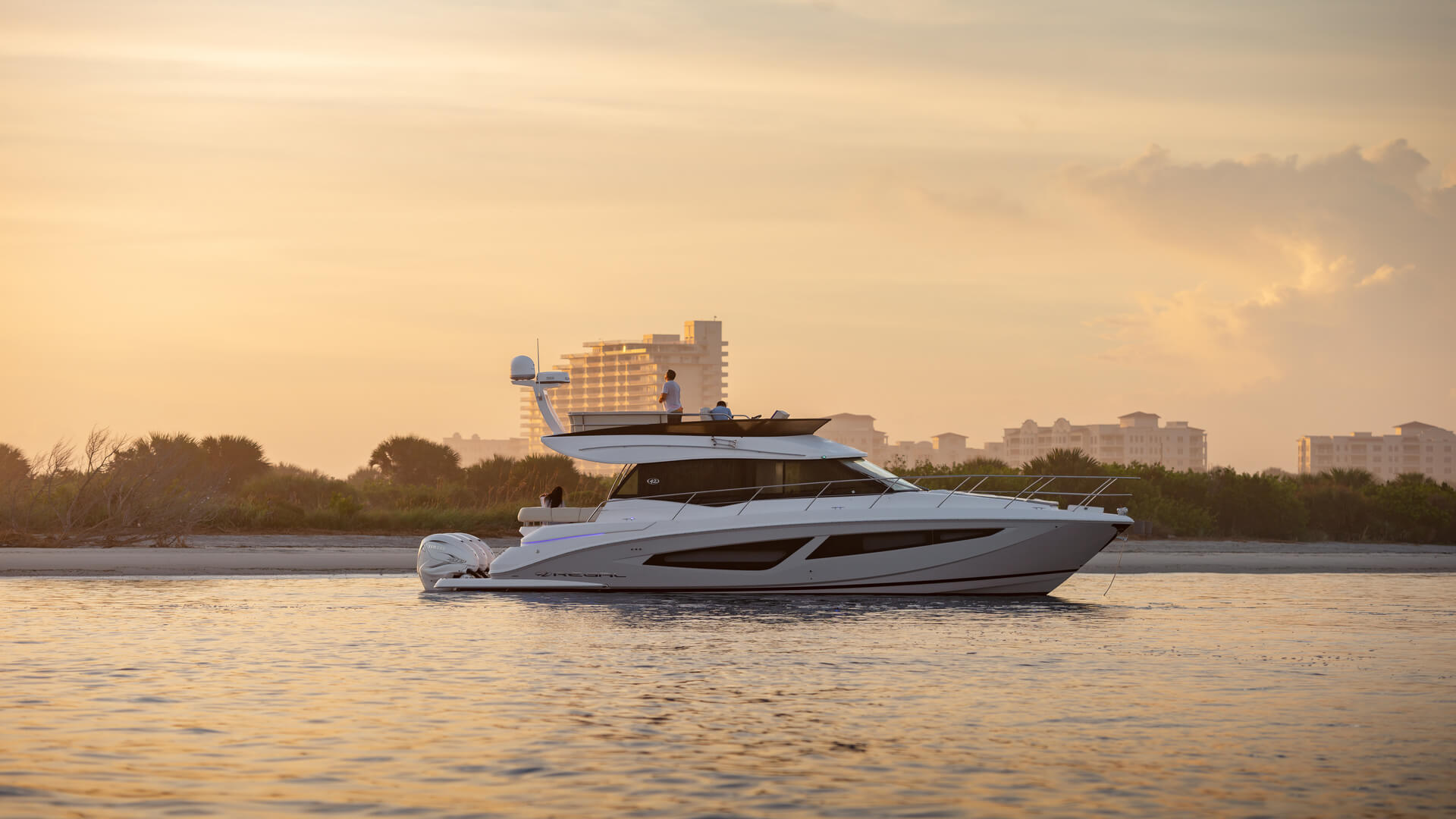 Regal 42 FXO