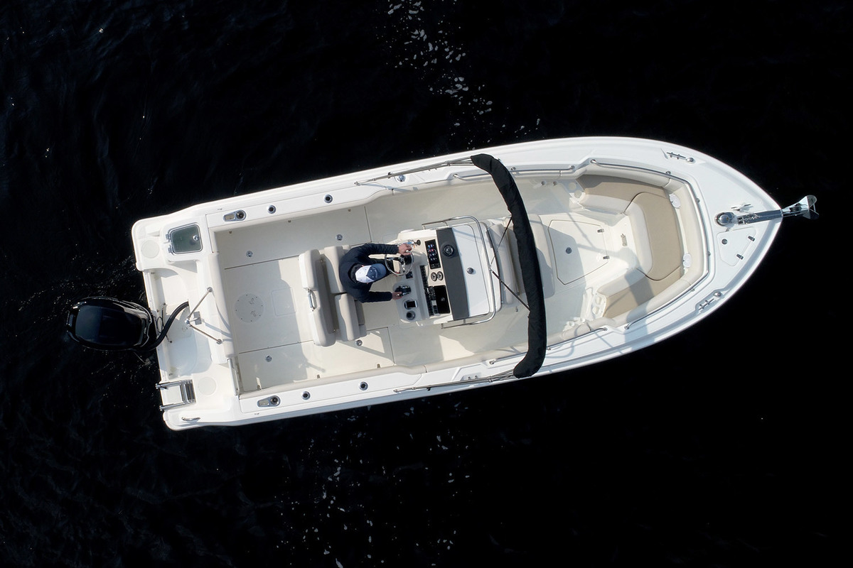 Boston Whaler 230 Outrage — foto 4 van 16