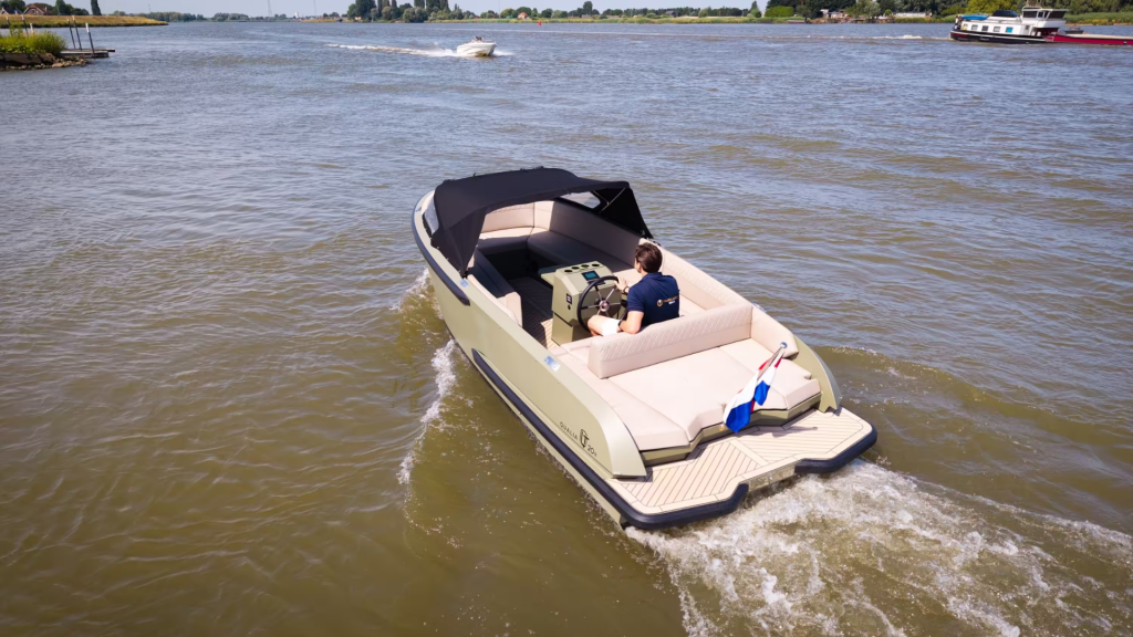 Qualia QT20 E | Elektrische aluminium tender — foto 6 van 24