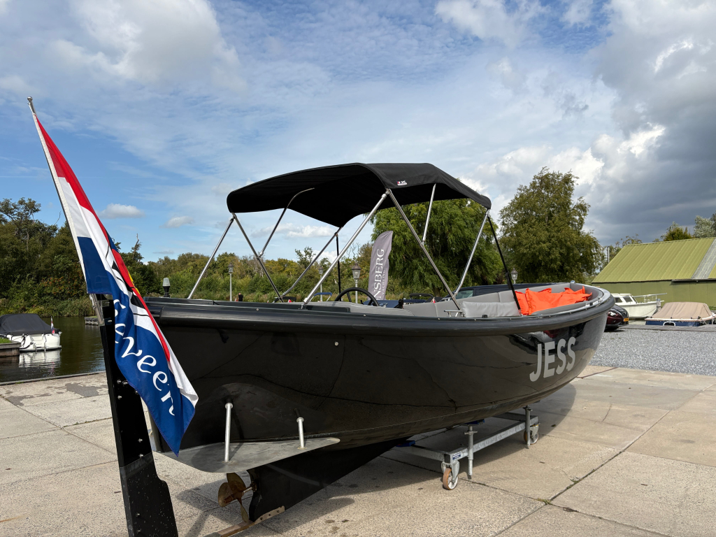 Escape 750 ( 2015)  — foto 5 van 14