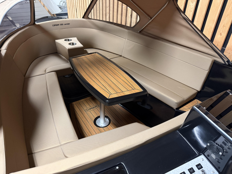 Corsiva 595 Tender Exclusive 30pk Suzuki — foto 10 van 12