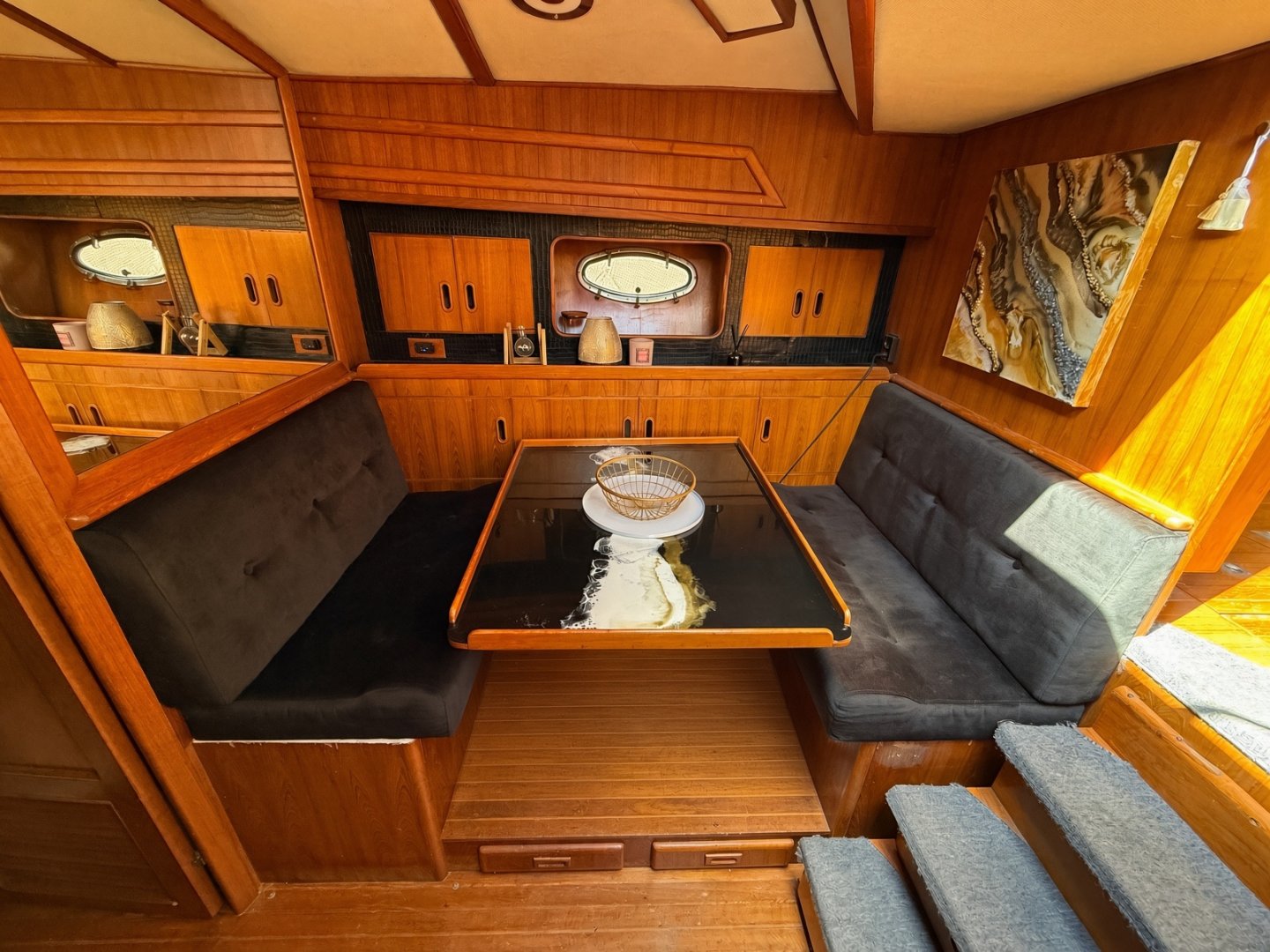 President 37 Flybridge — foto 12 van 12