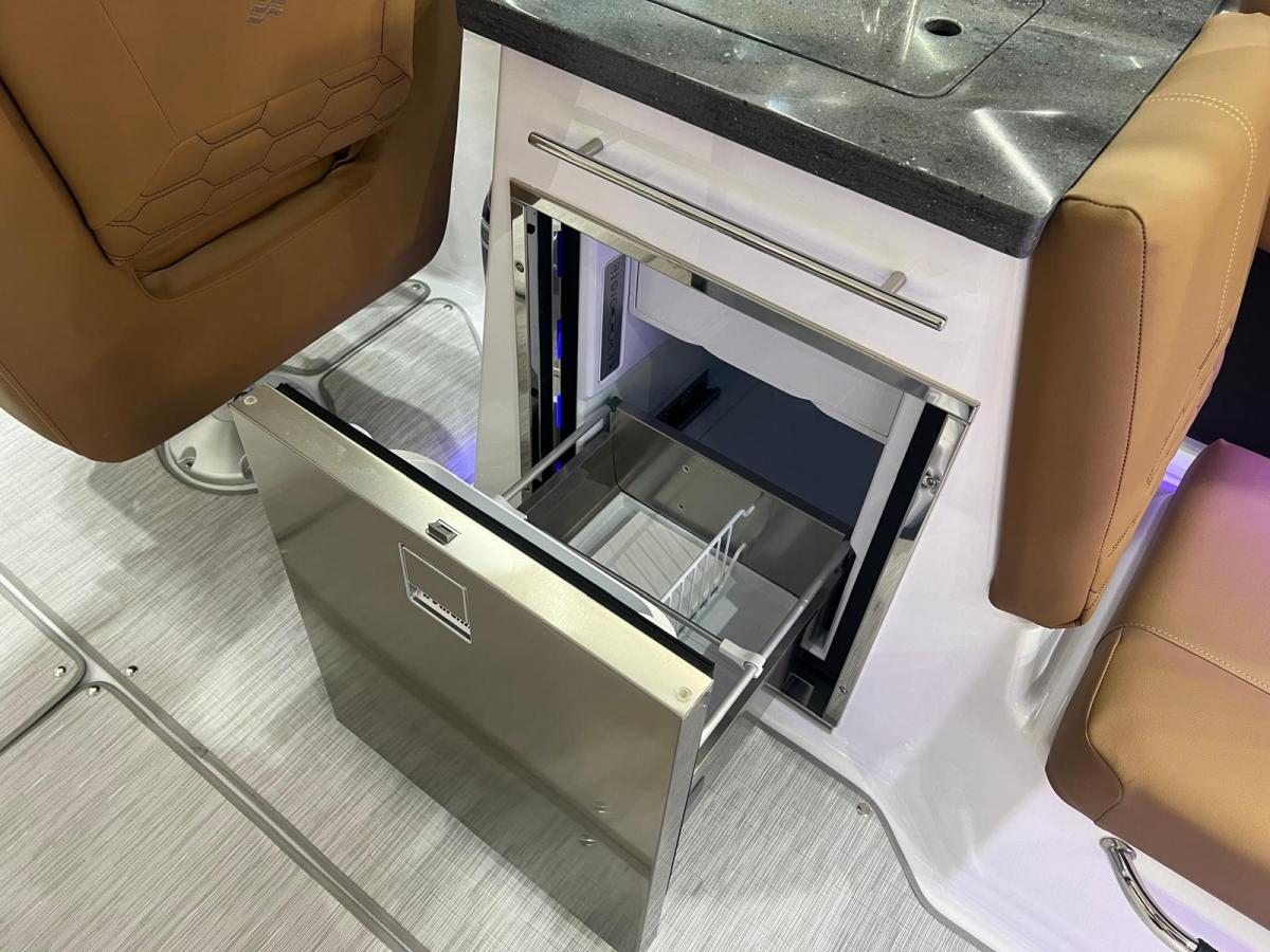 Four Winns H9 Bowrider — foto 17 van 33