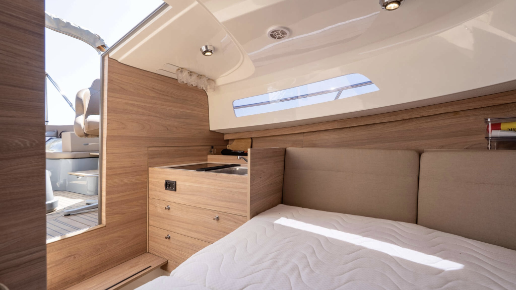 Antaris Seventy7 Cabin ( 2022) — foto 13 van 25