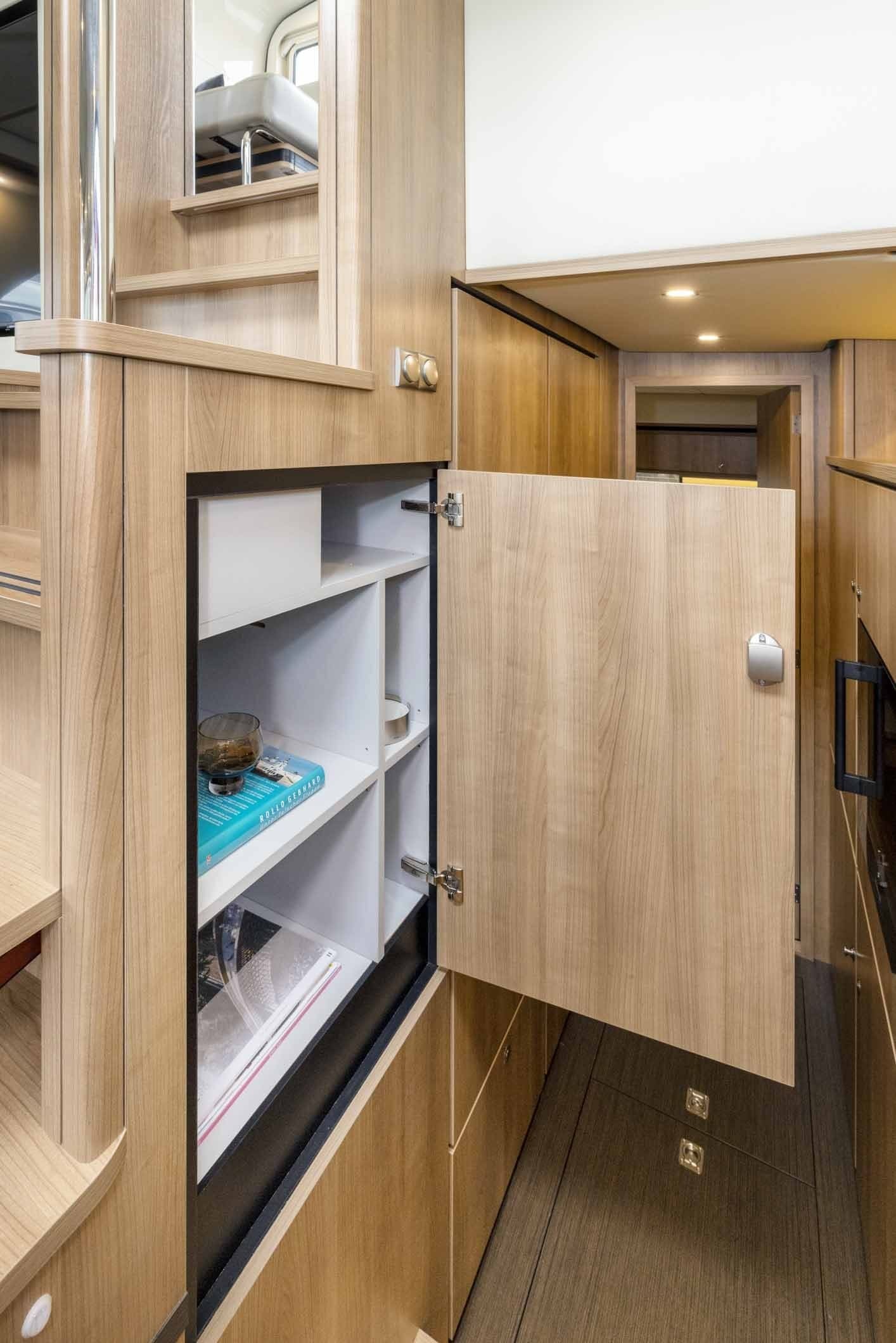 Linssen 55 SL AC Variotop® — foto 123 van 131