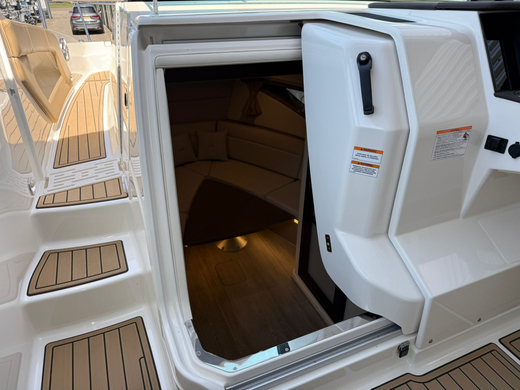 Sea Ray Sundancer 320 — foto 17 van 39