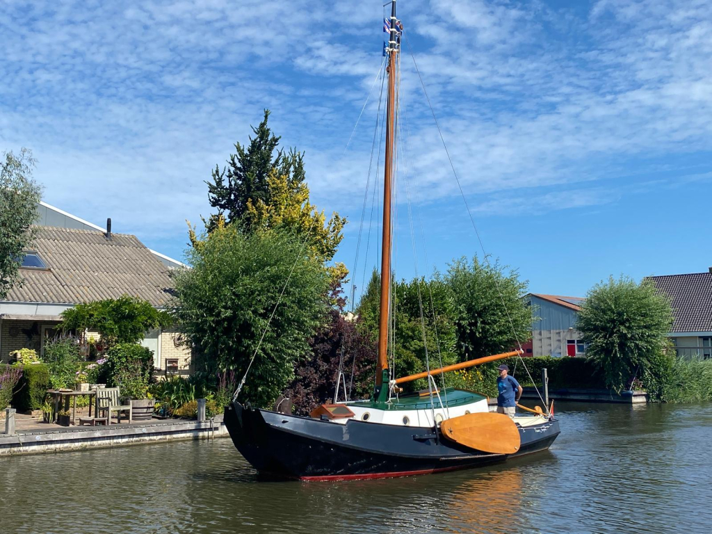 Huitema Zeeschouw 800 (1977) – Goed onderhouden platbodem met veel karakter — foto 4 van 41