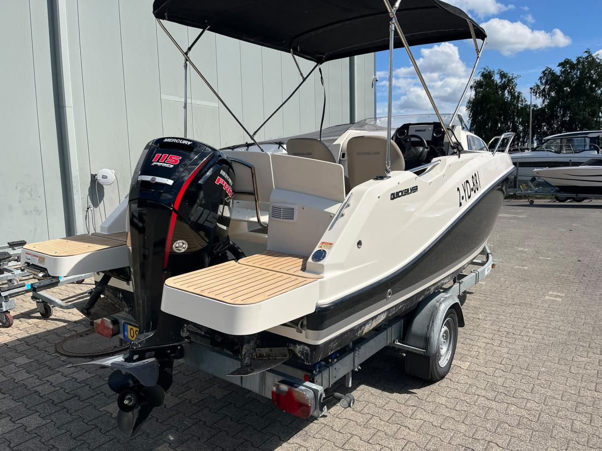 Quicksilver 555 Cabin — foto 2 van 17