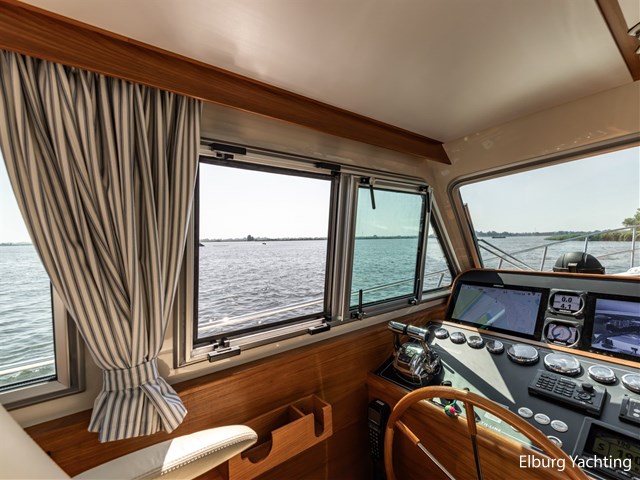 North Line 42 - Wheelhouse — foto 8 van 93