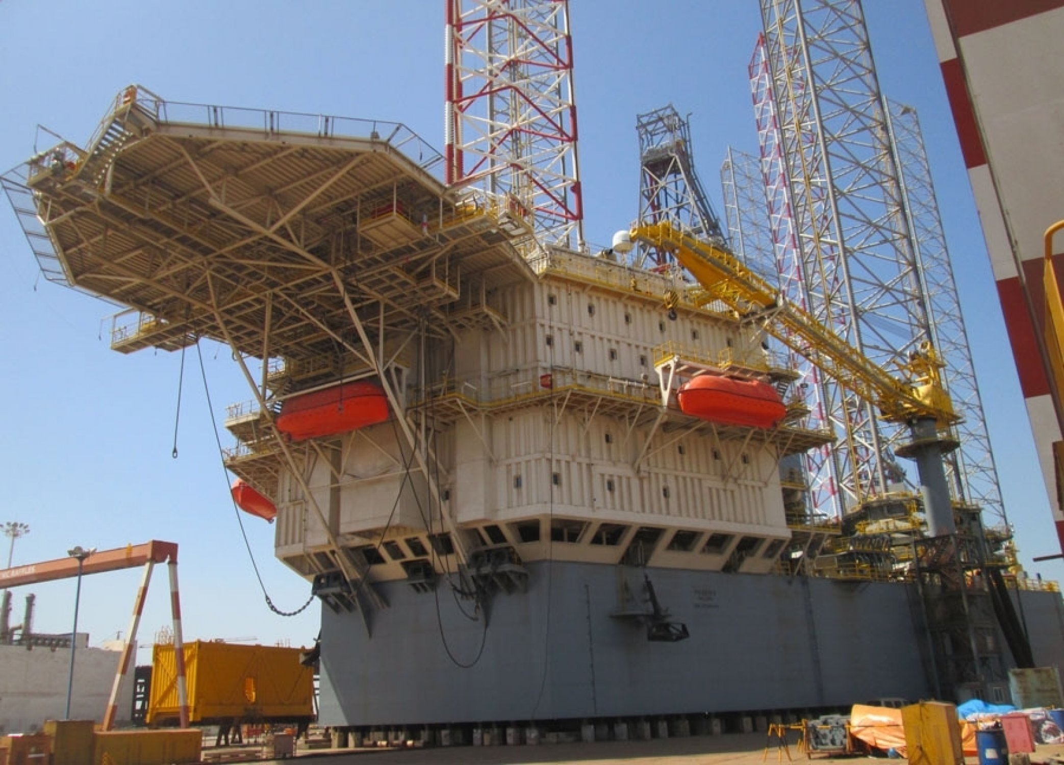 Offshore - Beroepsschip - Staal - {Year} — foto 3 van 6