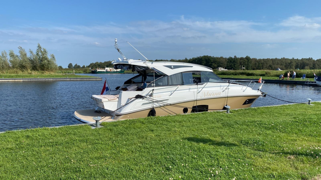 Grandezza 34 OC – 2024 | Volvo Penta D6-380 DPI | Full Options | < 200 vaaruren — foto 2 van 29