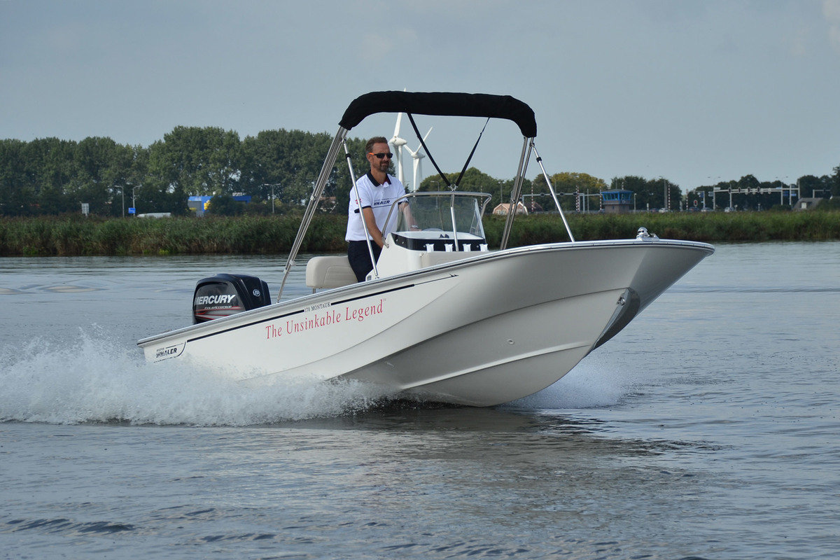 Boston Whaler 170 Montauk — foto 5 van 34