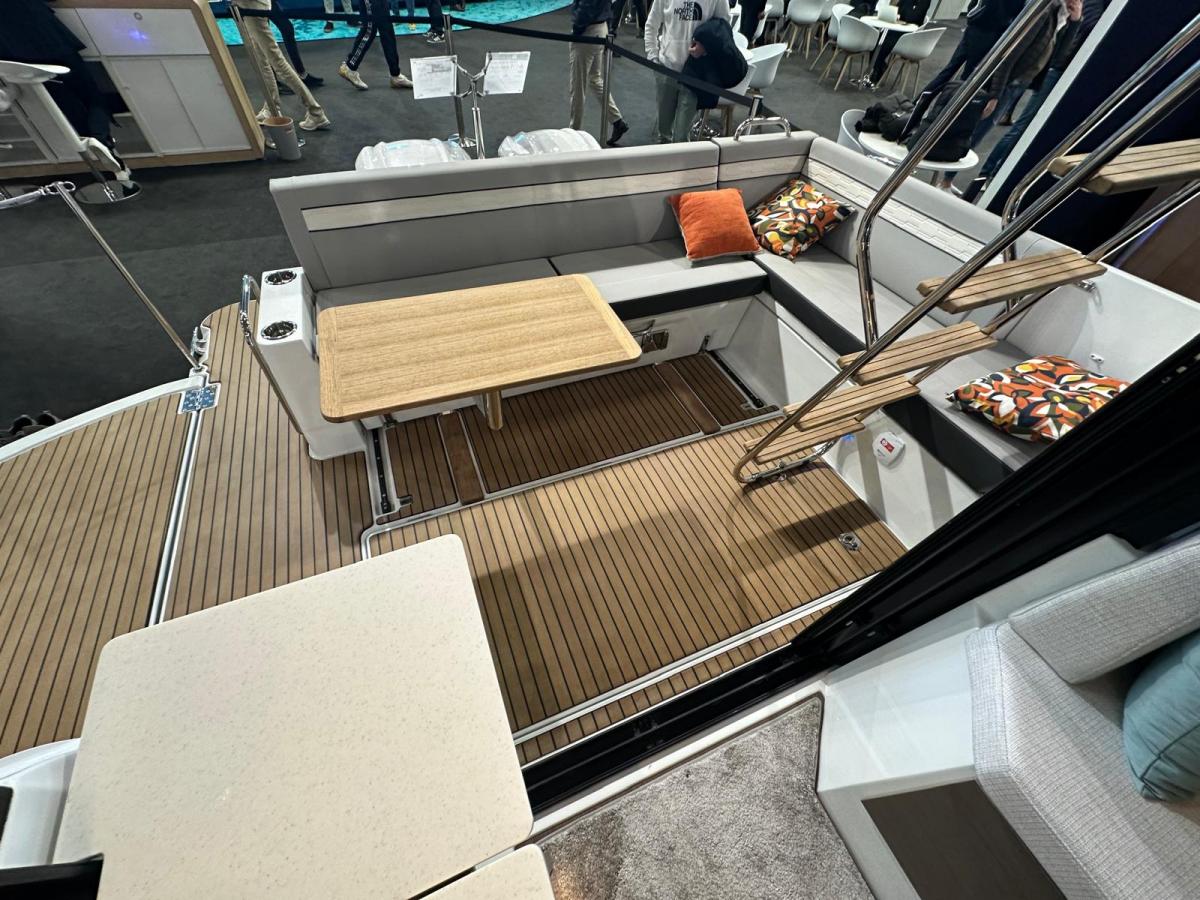 Jeanneau Merry Fisher 1095 FLY Serie 2 — foto 9 van 46