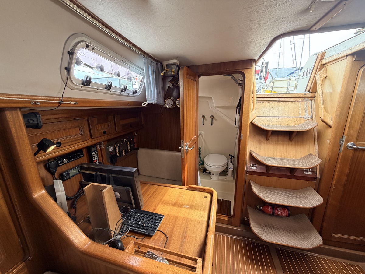 Bavaria Yachtbau GmbH Bavaria Yachts 350 Lagoon — foto 12 van 12