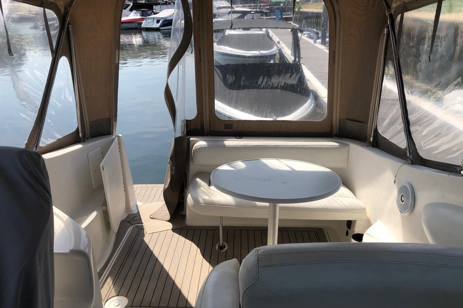 Maxum 2500 SCR — foto 14 van 20