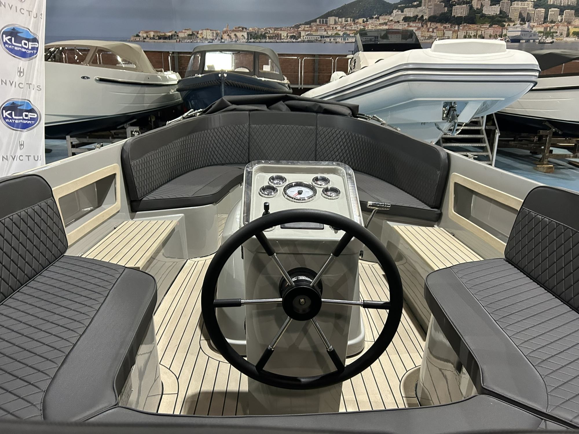 Antaris Sixty6 met Vetus 42 pk in RAL 7030 op voorraad! — foto 5 van 8