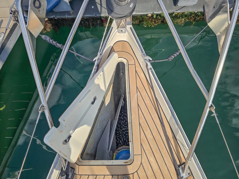 1988 Hallberg-Rassy 29 for sale — foto 11 van 12
