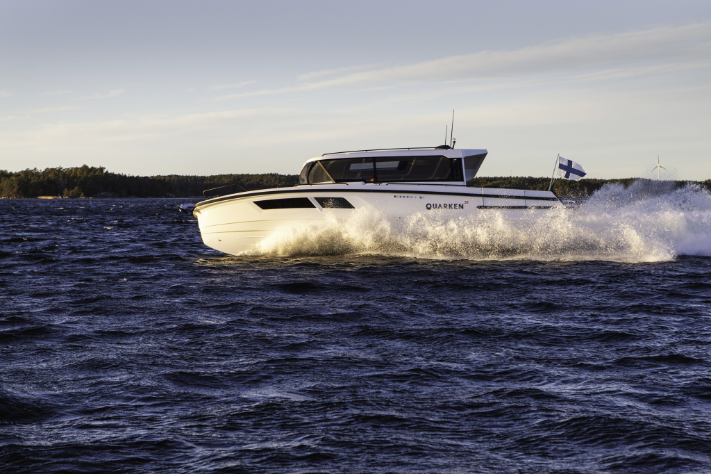 Quarken 35 Cabin + 2xF300 Yamaha — foto 7 van 65