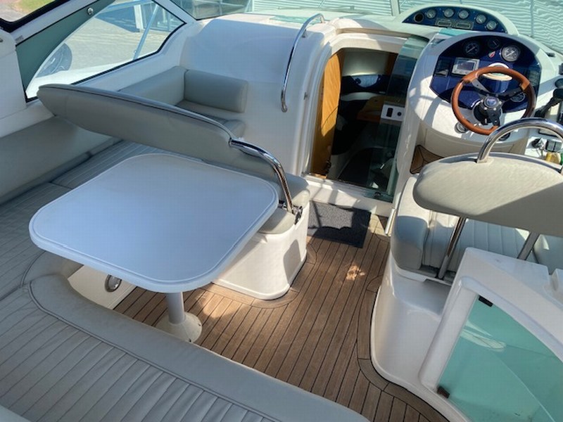 Fairline 30 Targa — foto 8 van 23