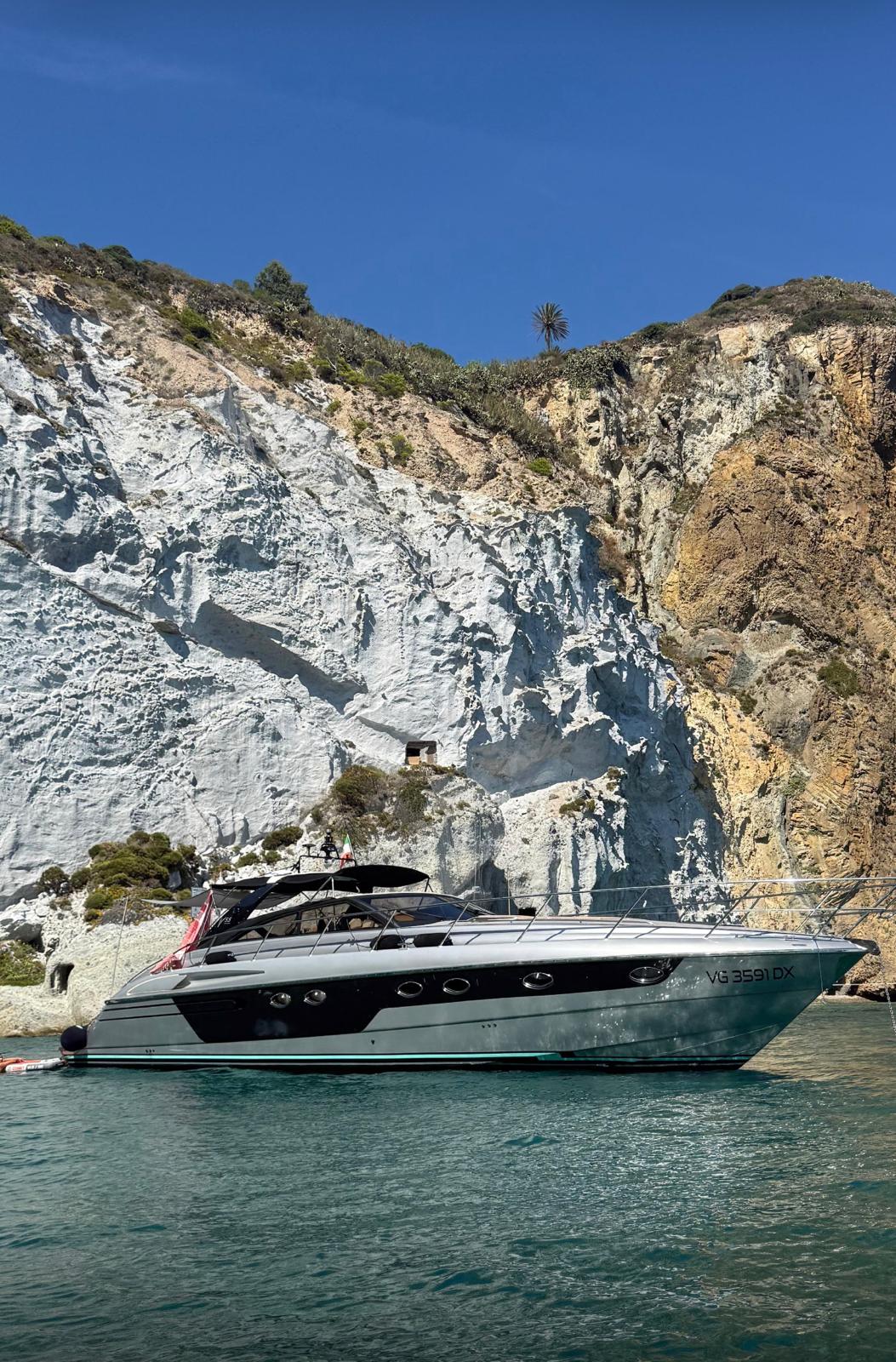 Princess V55 — foto 1 van 12
