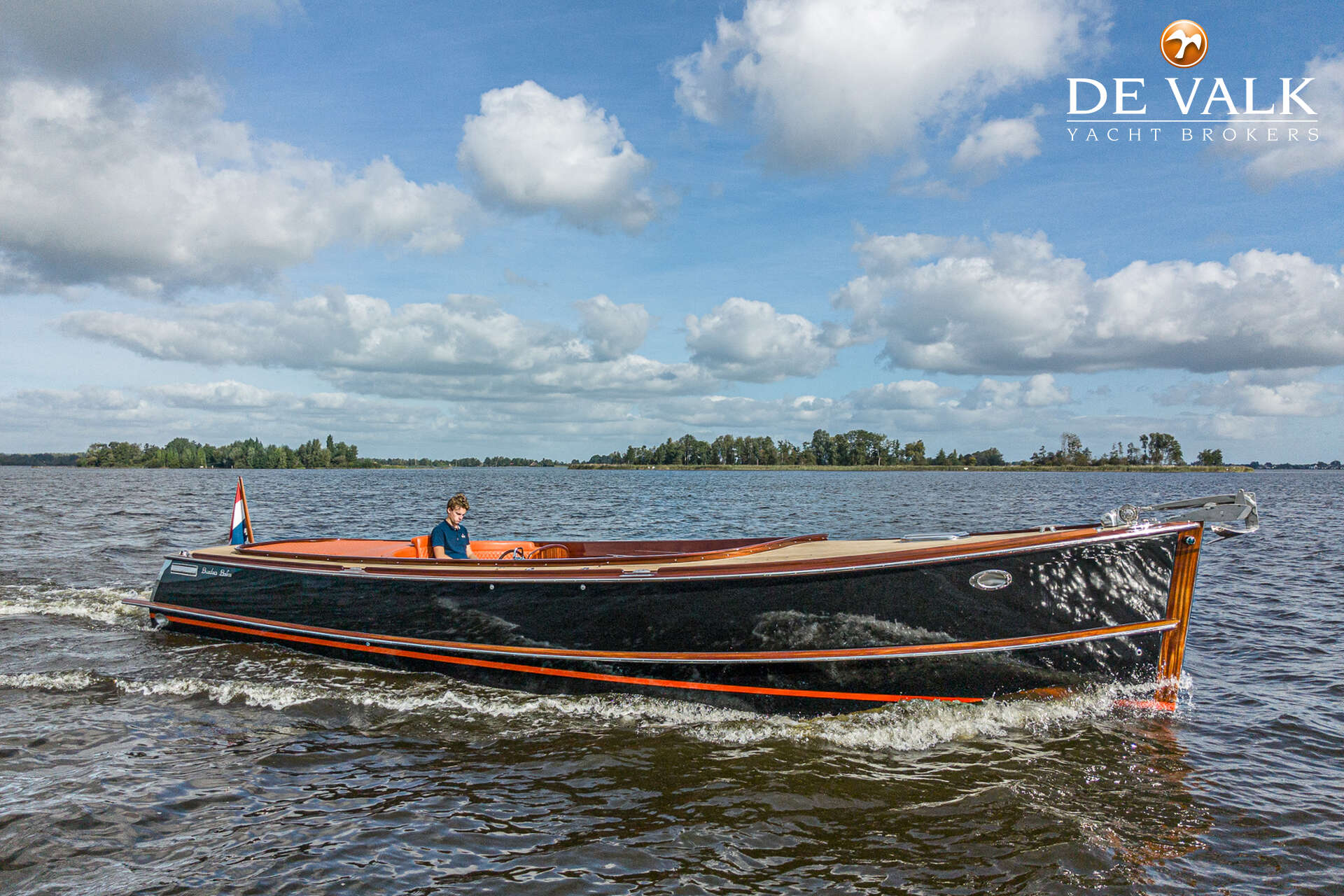 Brandaris Barkas 1100 Supersport Hybrid — foto 1 van 40