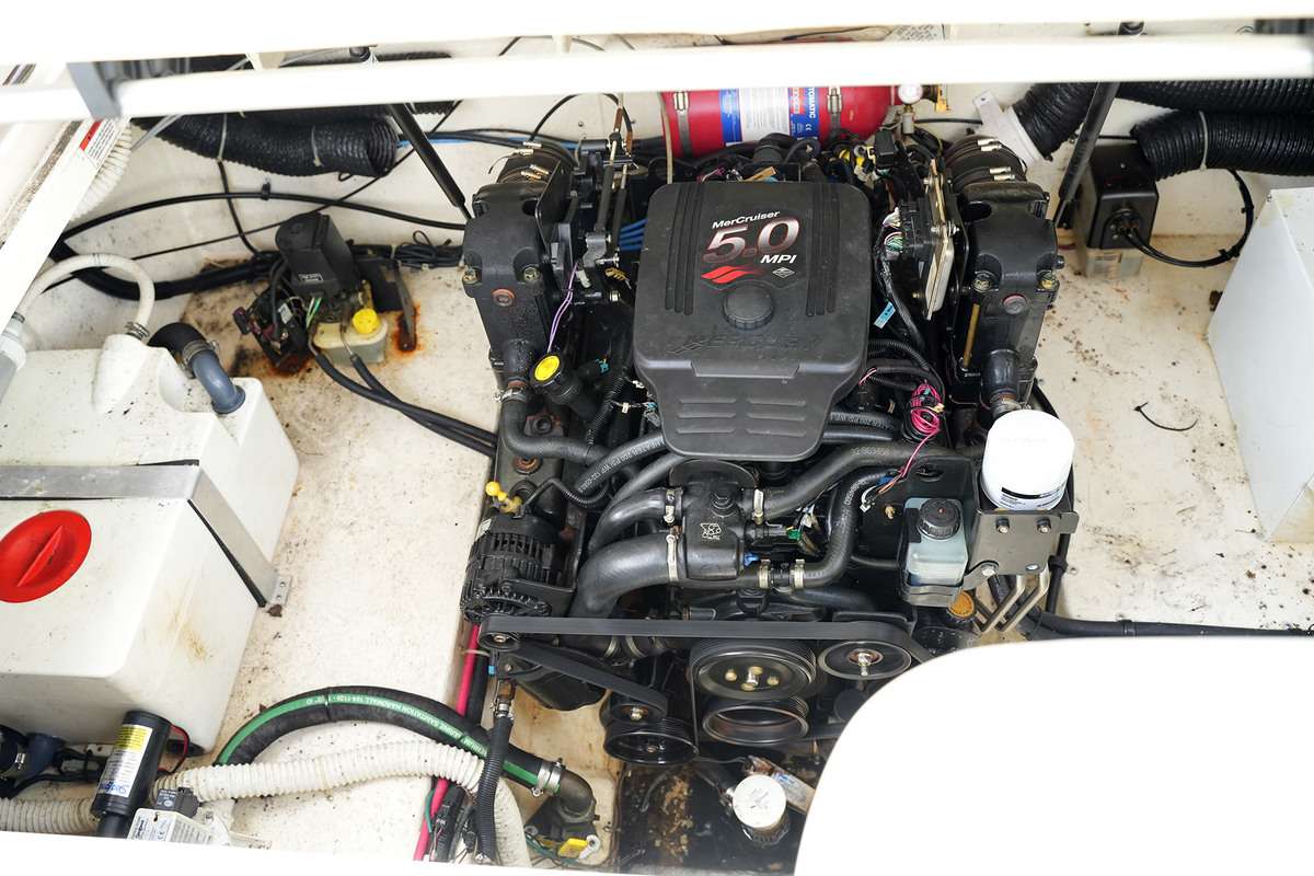 Sea Ray 255 Sundancer — foto 45 van 53