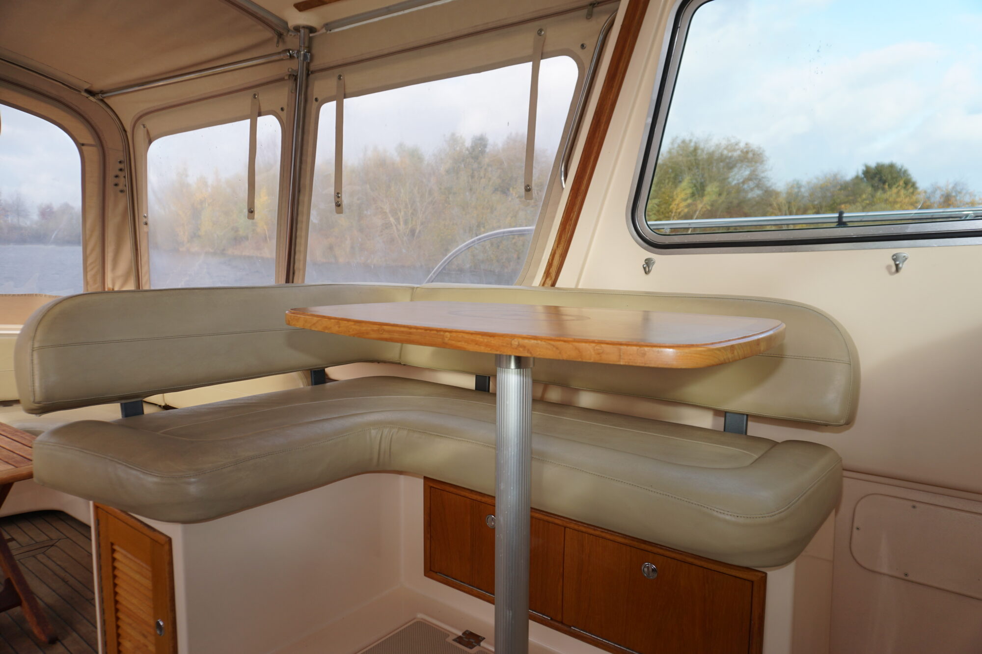 Island Packet Craft 360 Express — foto 12 van 52