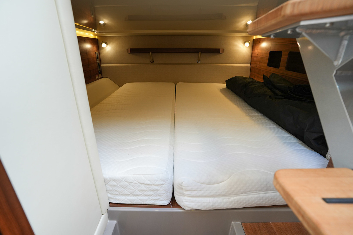 Sea Ray Sundancer 290 — foto 54 van 76