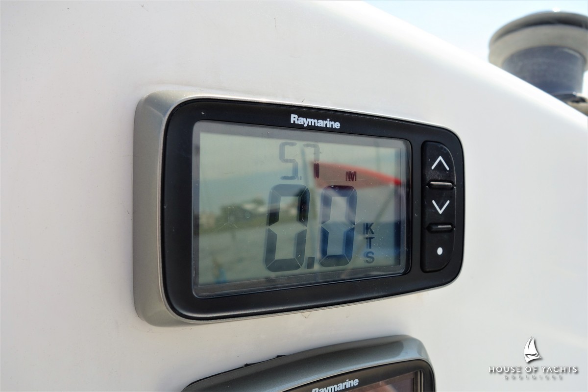 Beneteau First 300 Spirit — foto 10 van 12