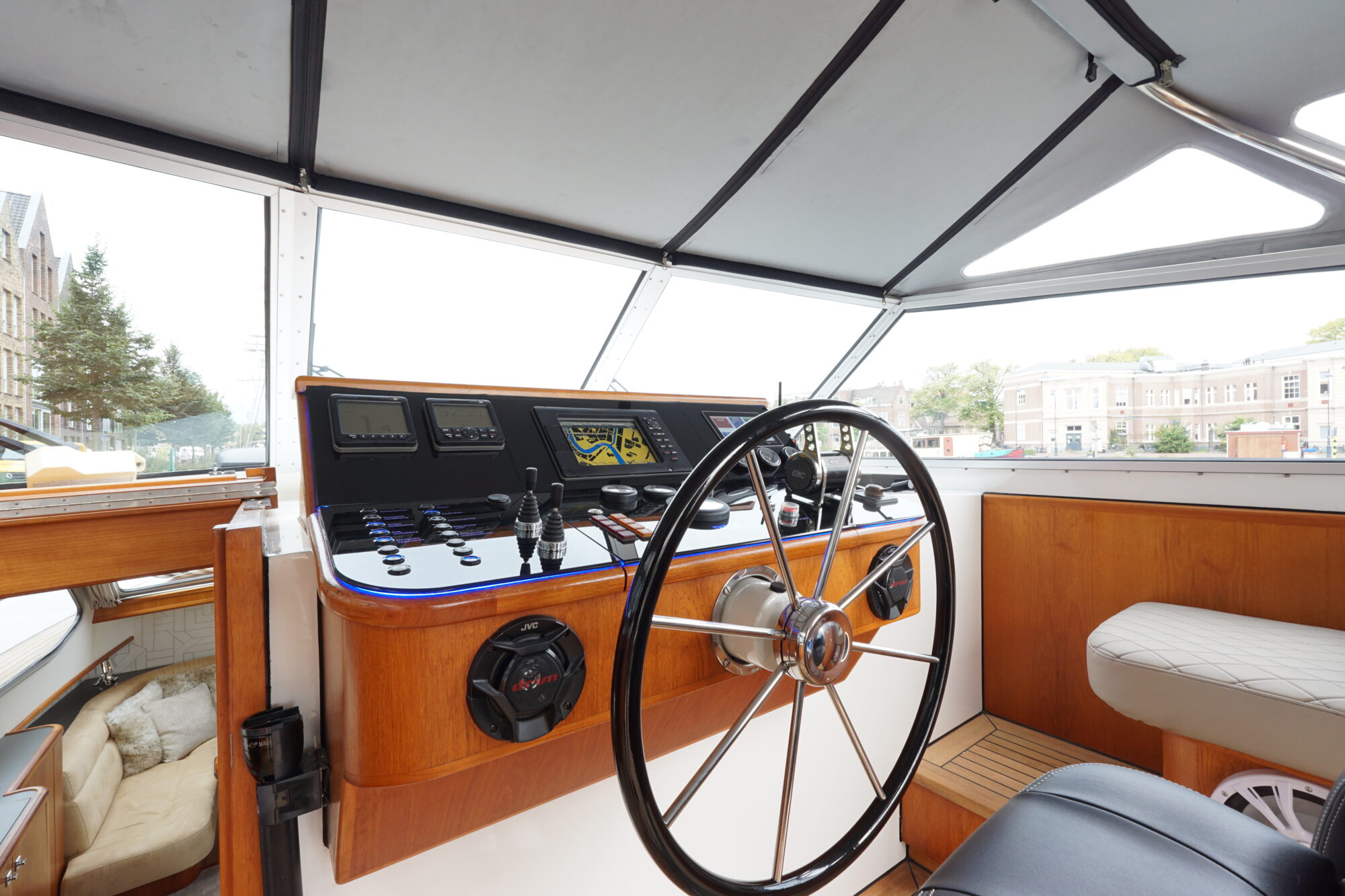 Van der Heijden 14.00 Dynamic DeLuxe Cabrio — foto 44 van 62