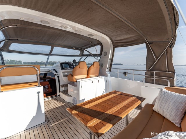 Trader 42 - Cabrio — foto 6 van 76
