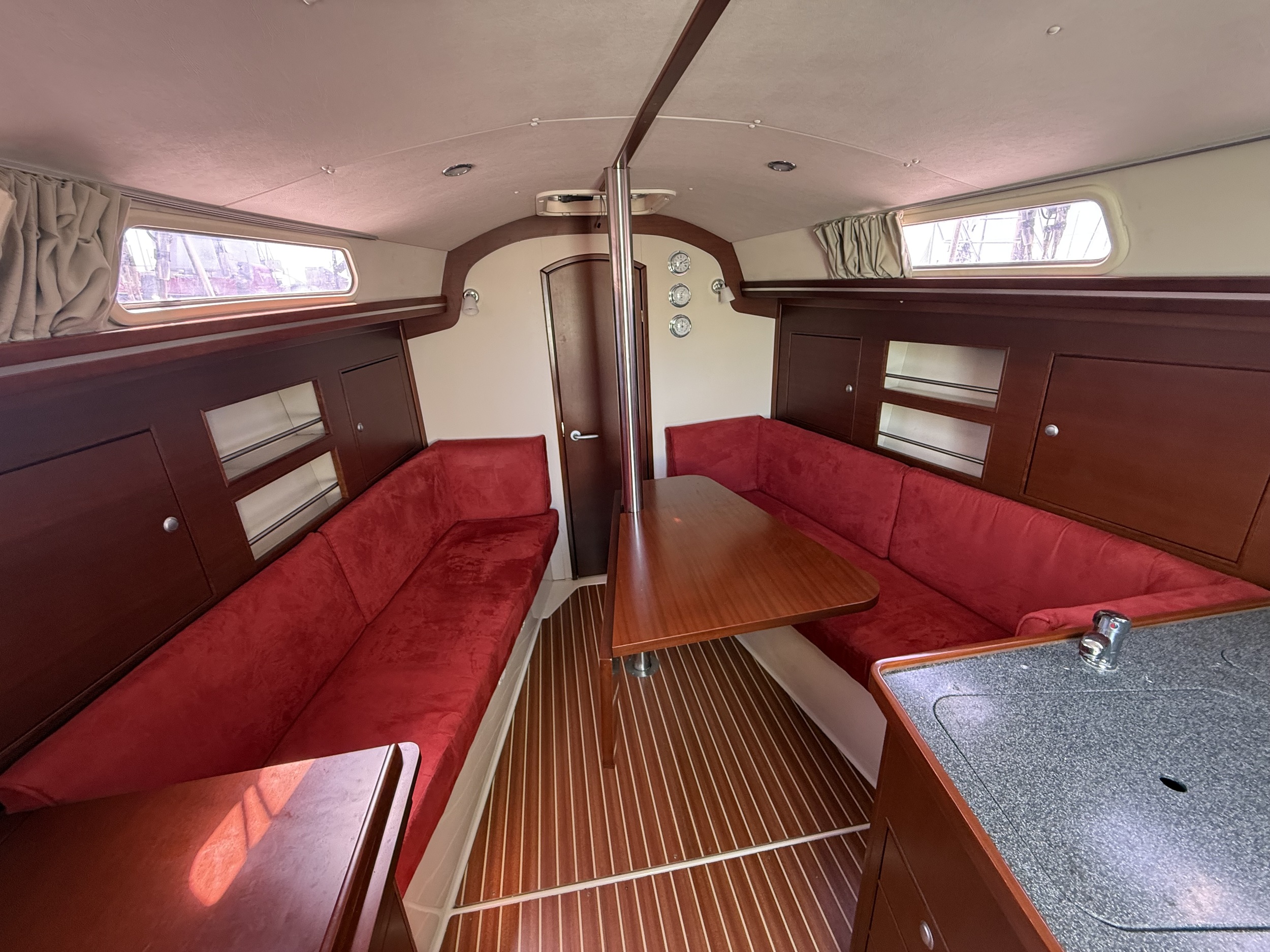 Hanse 315 — foto 3 van 16