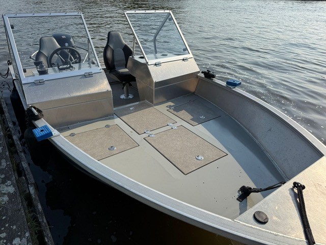 UMS Vis toerboot met 90 PK Suzuki en Trailer — foto 2 van 7