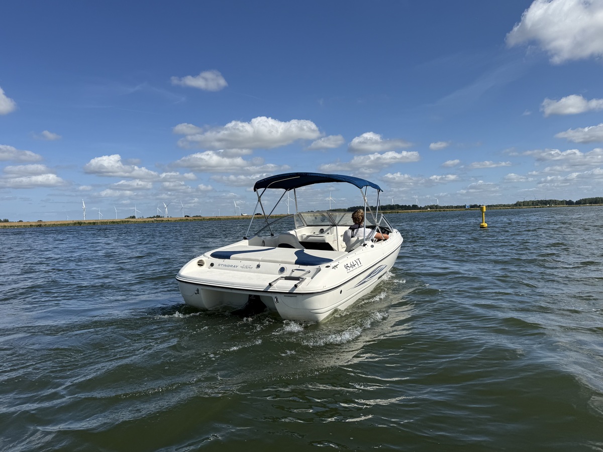 Stingray 195RX — foto 18 van 76